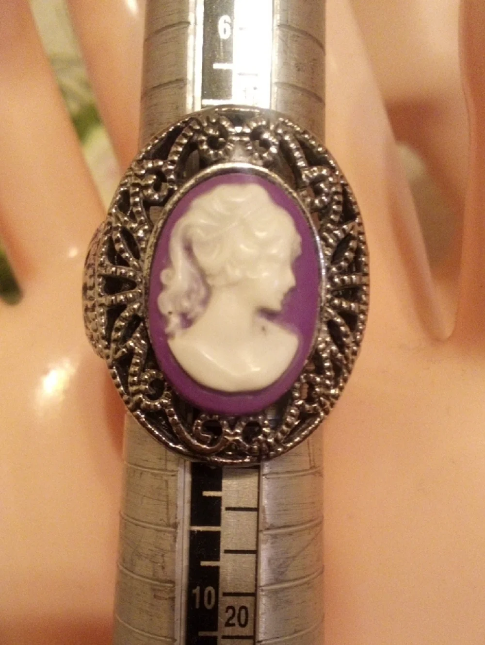 Vintage-Inspired Purple Cameo Silver Ring for Women